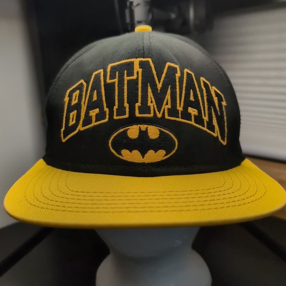 Batman The Dark Knight Hat Cap Adult Snapback Yellow & Black DC Comics